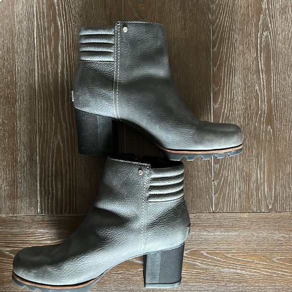 Sorel Danica boots - Picture 3 of 10